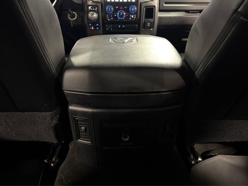 Used 2017 RAM 1500 Sport image 34