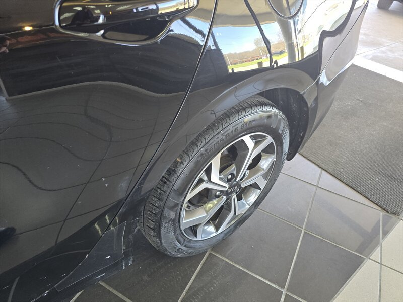 Used 2021 Kia Forte LXS FWD image 28