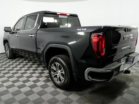 New 2026 GMC Sierra 1500 SLT w/ SLT Convenience Package image 3