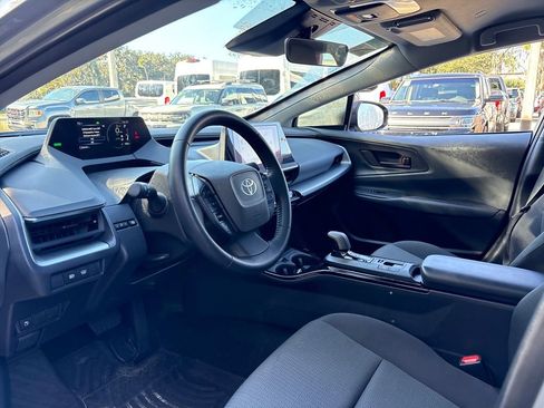 Used 2024 Toyota Prius Limited image 6
