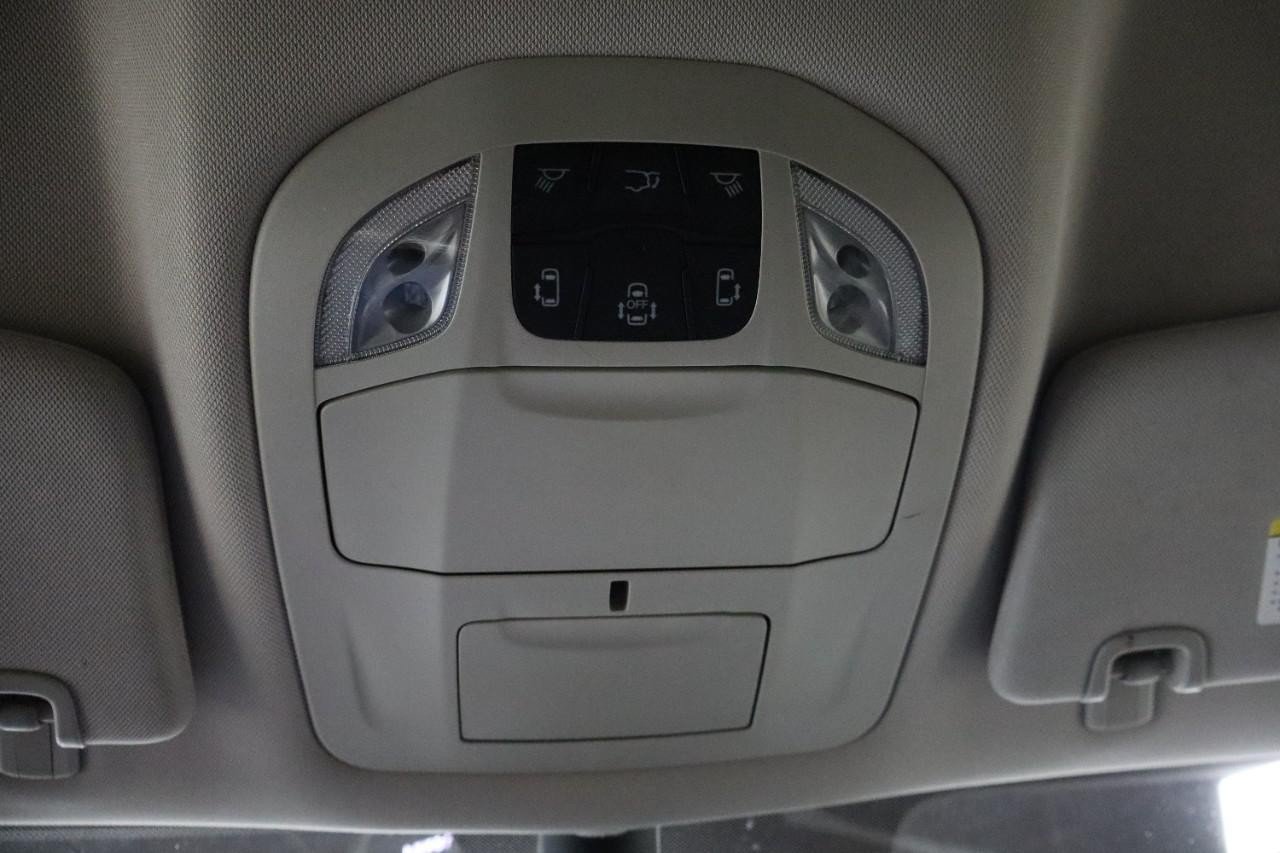 Used 2024 Chrysler Pacifica Touring-L FWD image 22