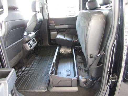 Used 2025 Ford F350 Lariat w/ Lariat Ultimate Package AWD/4WD image 38