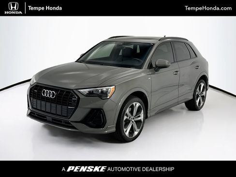 Used 2021 Audi Q3 2.0T Premium w/ Convenience Package AWD/4WD image 1