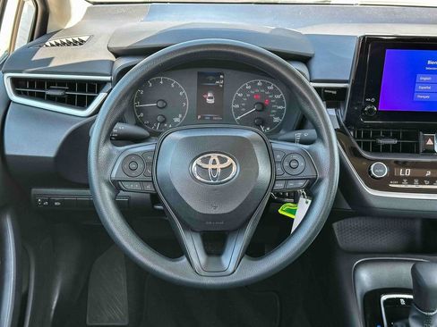 Certified 2025 Toyota Corolla LE FWD image 24