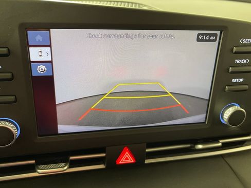 Certified 2025 Hyundai Elantra Hybrid FWD image 23
