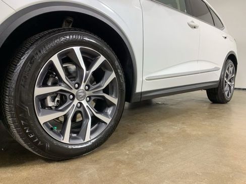 Used 2022 Acura MDX SH-AWD w/ Technology Package image 2