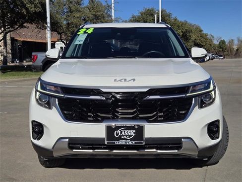 Certified 2024 Kia Seltos EX image 2