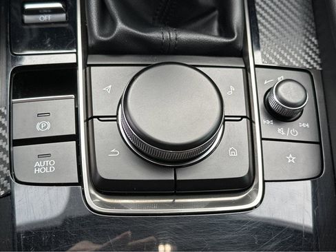 Used 2023 MAZDA MAZDA3 s image 31