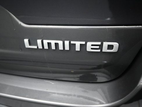 Used 2024 Jeep Grand Cherokee Limited w/ Trailer Tow Package AWD/4WD image 48
