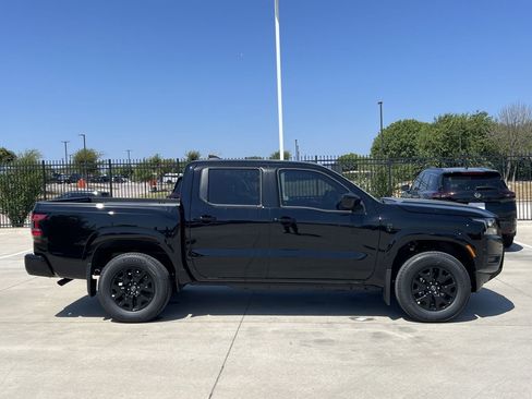 New 2026 Nissan Frontier SV w/ SV Convenience Package AWD/4WD image 3
