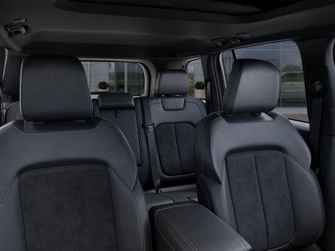 New 2026 Jeep Grand Cherokee Altitude AWD/4WD image 26