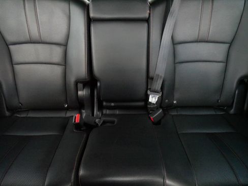 Used 2022 Honda Pilot TrailSport image 13