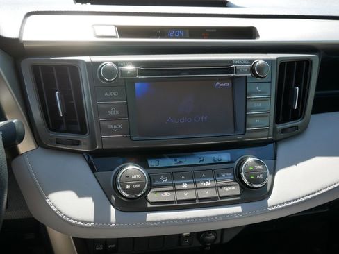 Used 2013 Toyota RAV4 XLE AWD/4WD image 17