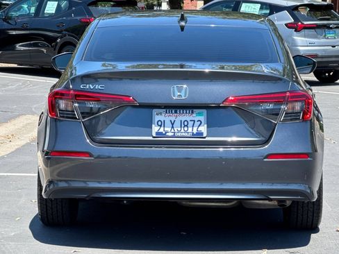 Used 2024 Honda Civic LX image 4