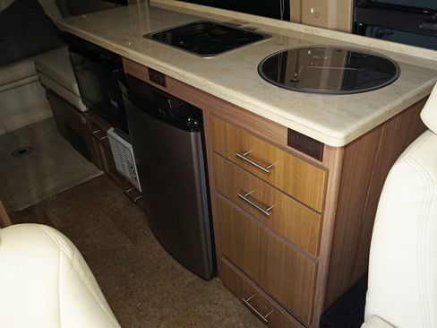 Used 2015 Mercedes-Benz Sprinter 3500 image 26