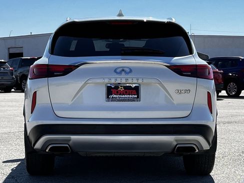 Used 2022 INFINITI QX50 Sensory image 5
