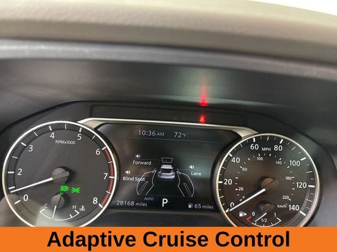 Used 2023 Nissan Rogue SL AWD/4WD image 18