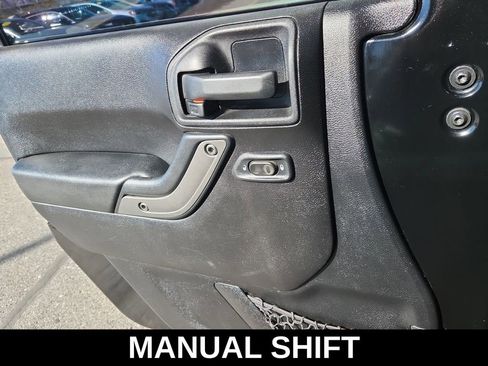 Used 2013 Jeep Wrangler Unlimited Sport w/ PWR Convenience Group image 9