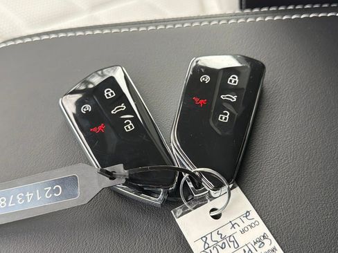 New 2026 Volkswagen Atlas Cross Sport SEL Premium R-Line image 32