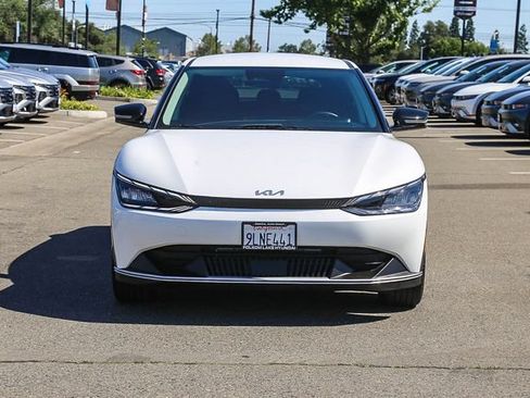 Used 2024 Kia EV6 Light RWD image 7