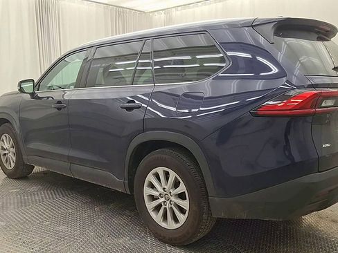 Used 2024 Toyota Grand Highlander XLE image 9