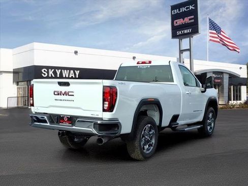 New 2026 GMC Sierra 2500 SLE image 4