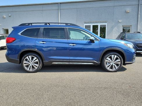 Used 2022 Subaru Ascent Touring AWD/4WD image 8