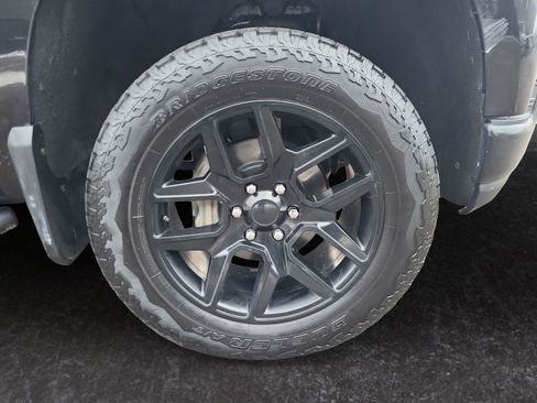 Used 2020 Chevrolet Silverado 1500 Custom Trail Boss w/ Custom Convenience Package image 27