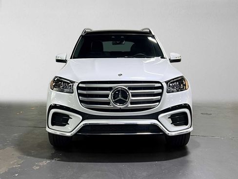 Used 2026 Mercedes-Benz GLS 450 4MATIC image 8