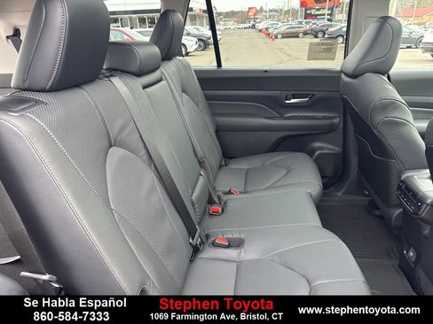 New 2026 Toyota Grand Highlander Limited image 27