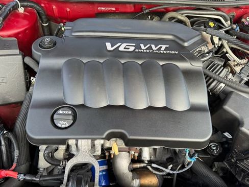 Used 2015 Chevrolet Impala LT w/ LT Sunroof Package image 22