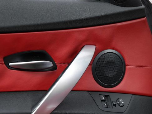 Used 2007 BMW M Roadster image 56