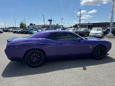 Certified 2023 Dodge Challenger R/T Scat Pack RWD image 5