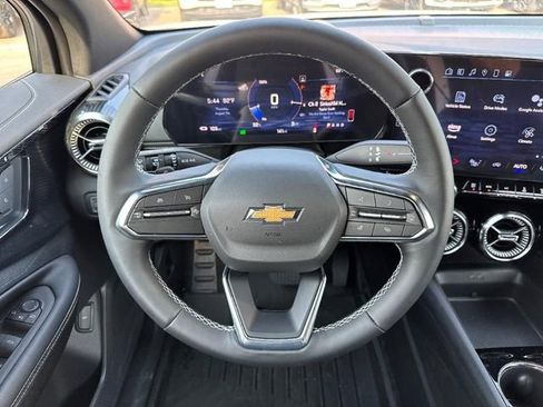 New 2025 Chevrolet Blazer EV LT image 10