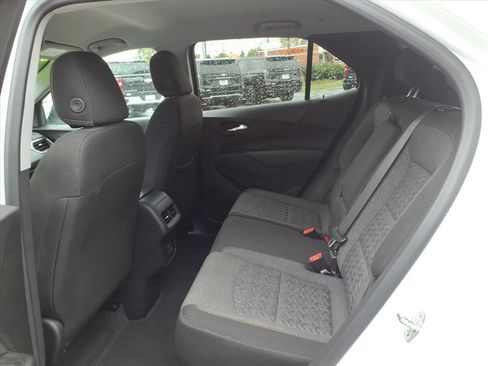 Certified 2024 Chevrolet Equinox LT image 10