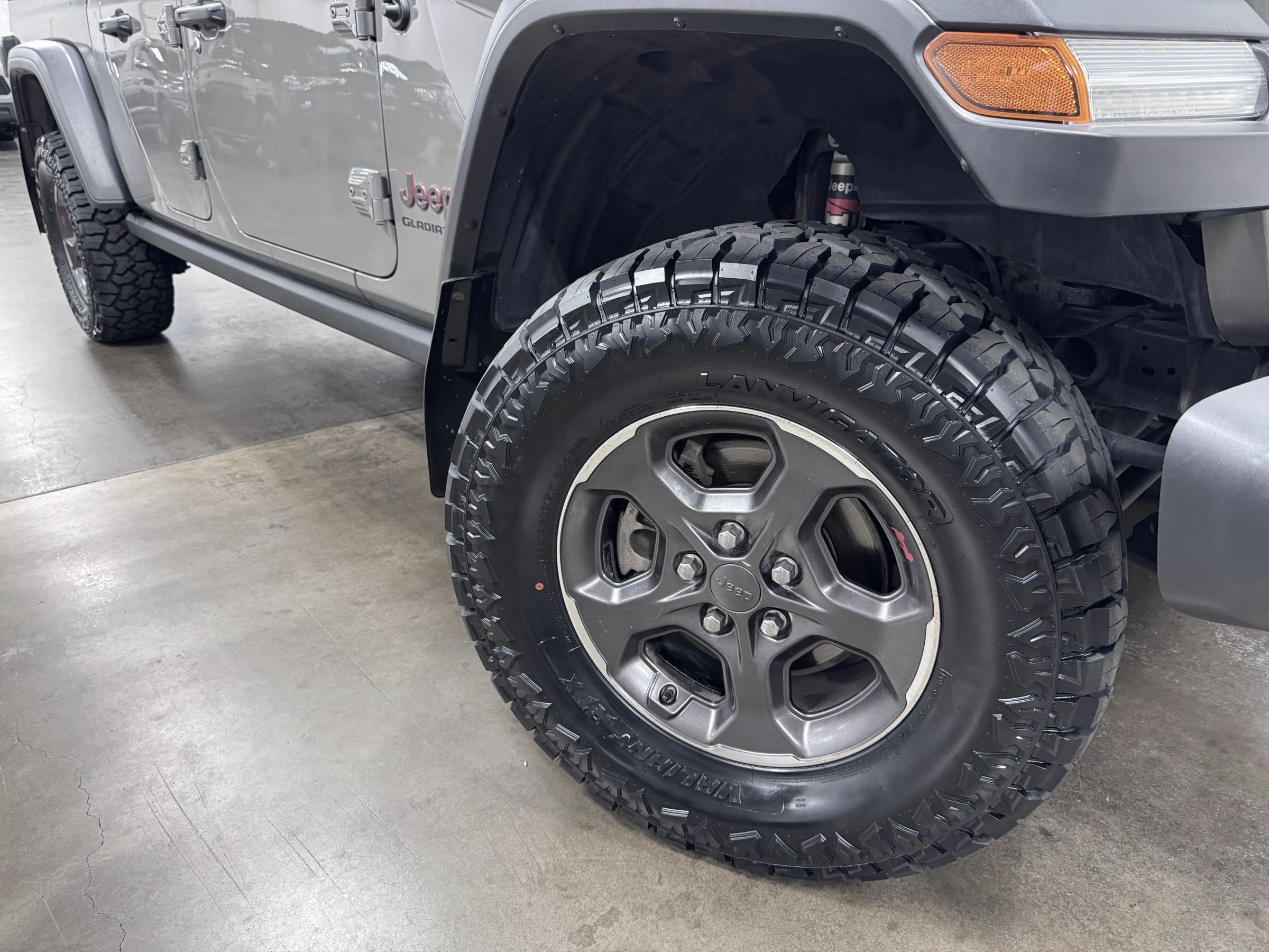 Used 2020 Jeep Gladiator Rubicon w/ Uconnect 4C Nav & Sound Group AWD/4WD image 24