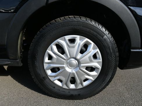 Used 2024 Ford Transit 350 XLT image 25