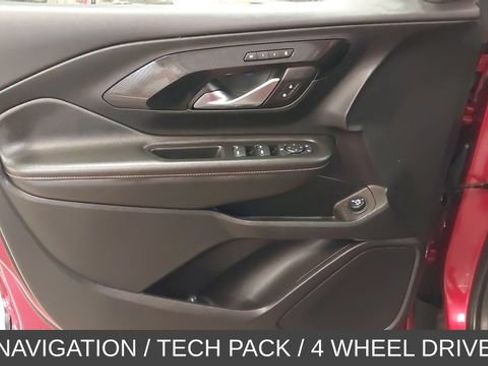 Used 2024 GMC Terrain AT4 w/ Tech Package AWD/4WD image 25