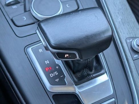 Used 2019 Audi A4 2.0T Premium w/ Convenience Package image 30