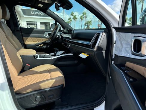 New 2025 Kia Sorento SX Prestige w/ Olive Brown Leather Package image 20