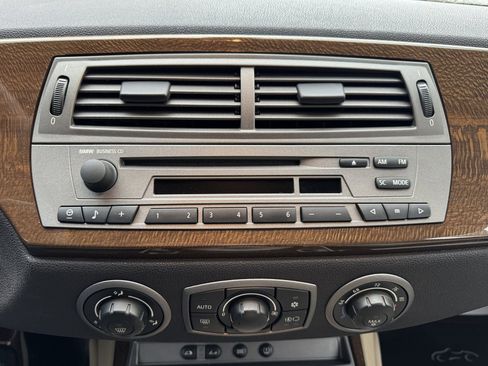 Used 2003 BMW Z4 2.5i image 32