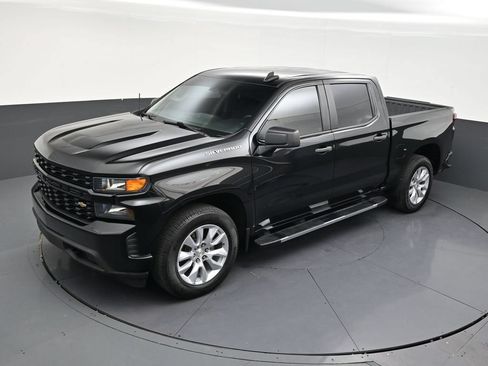 Used 2024 Chevrolet Silverado 1500 Custom RWD image 9