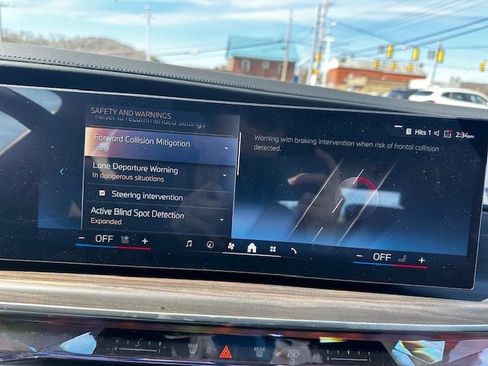 New 2024 BMW i7 xDrive60 image 19