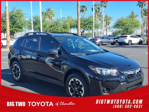 Used 2023 Subaru Crosstrek 2.0i image 1