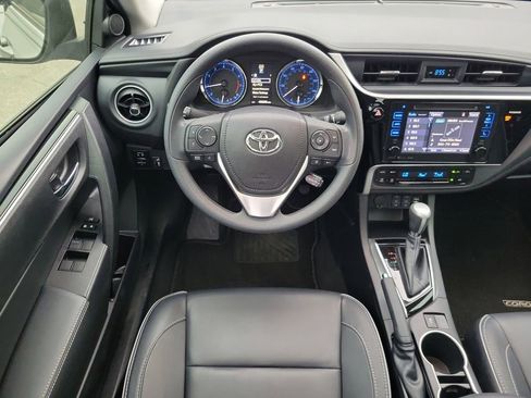 Used 2017 Toyota Corolla XLE image 17