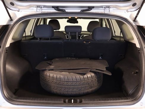 Used 2018 Kia Niro LX image 14