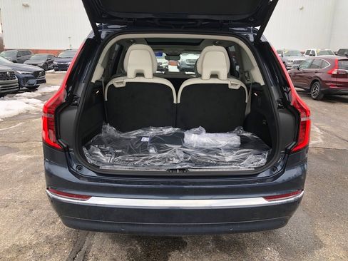 New 2026 Volvo XC90 B6 Ultra w/ Protection Package image 39