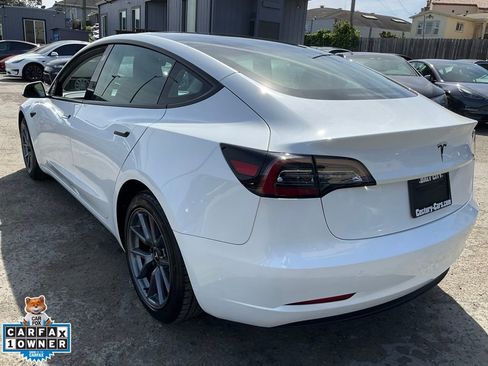 Used 2023 Tesla Model 3 Standard Range image 82