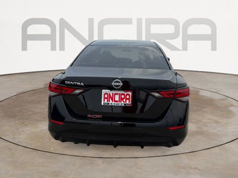 Used 2025 Nissan Sentra S FWD image 9