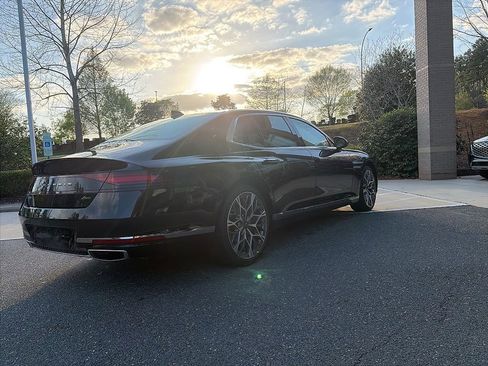 Used 2025 Genesis G90 3.5T AWD/4WD image 4